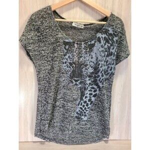 Agenda Cheetah Graphic Top Size M Gray Short Sleeve Animal Print Casual Tee